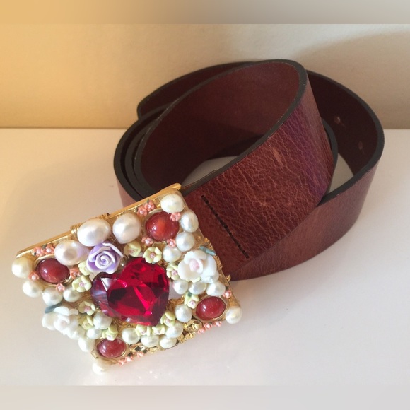 Heart buckle belt - Picture 2 of 3